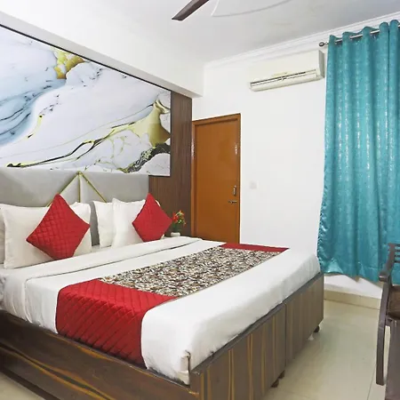 Hotel Happy Plaza Delhi Airport Pickup Free